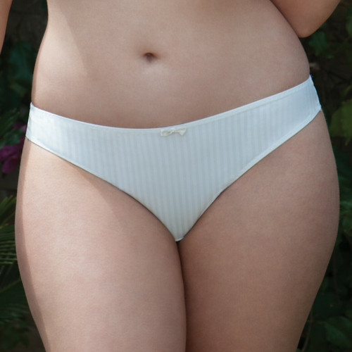Culotte brésilienne - Ivoire en nylon - Curvy Kate - Inspiration lingerie